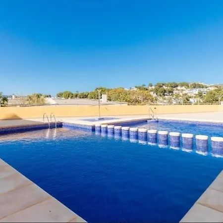 En Centro Con Piscina Apartment *