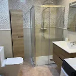 En Centro Con Piscina